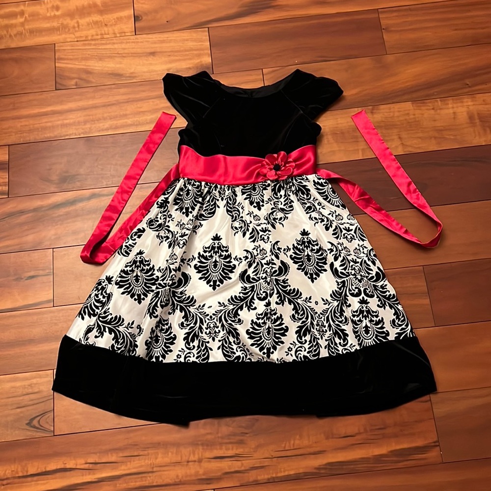 Girls holiday dress, like new